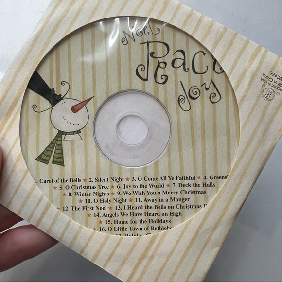 🎄Disabled Veterans National Foundation: American Holiday Favorites CD - Picture 5 of 5